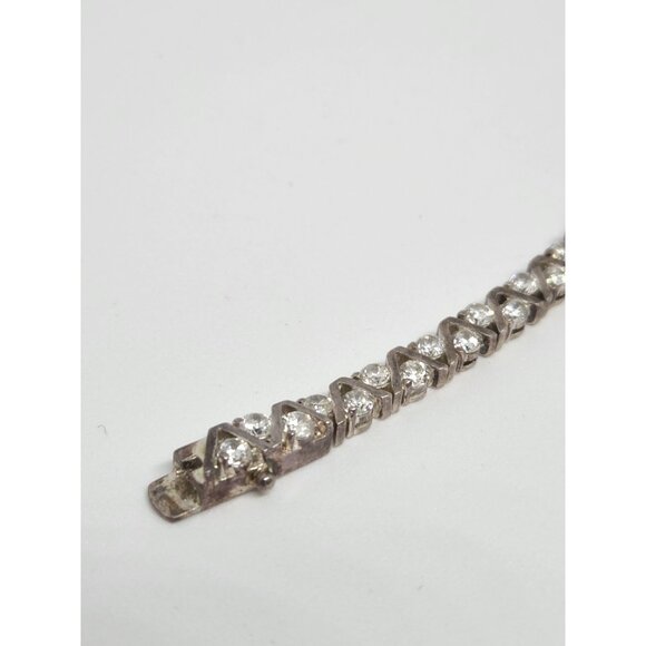 Sterling Silver Rhinestone Tennis Bracelet Vtg V Chevron Setting Hallmarked 7" - Picture 3 of 9